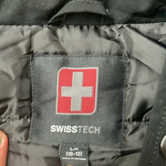 NWOT SwissTech kids coat size Large (10/12) - Picture 2 of 3
